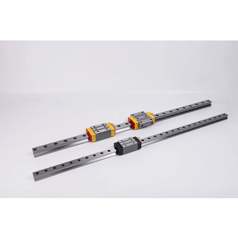 Линейная роликовая направляющая