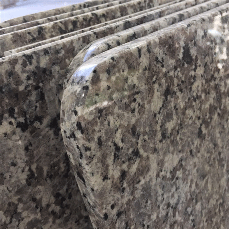 Столешница, раковина и стол