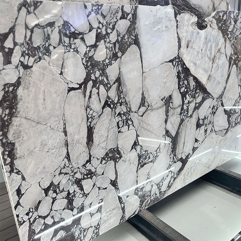 Белый мрамор