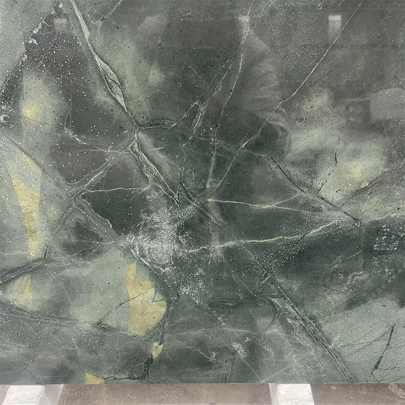 Зеленый мрамор