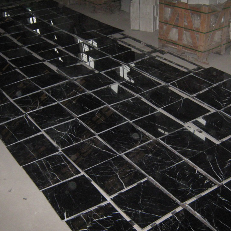 Черный мрамор