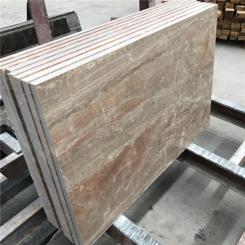 Красный мрамор