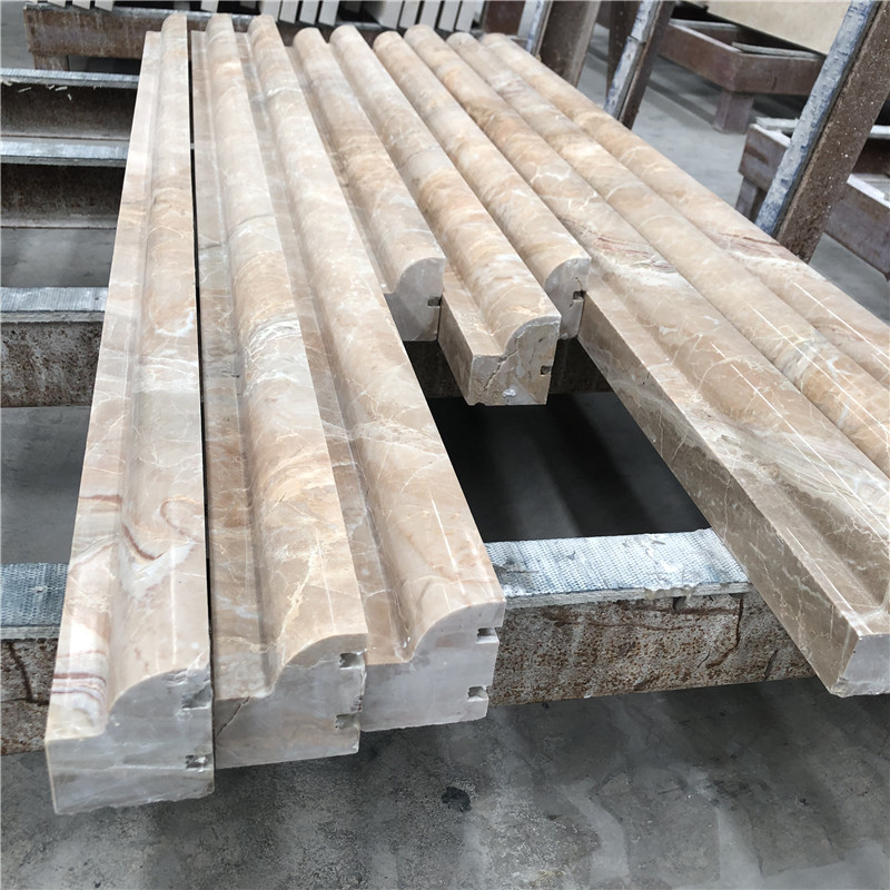 Красный мрамор