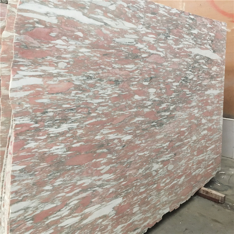 Розовый мрамор