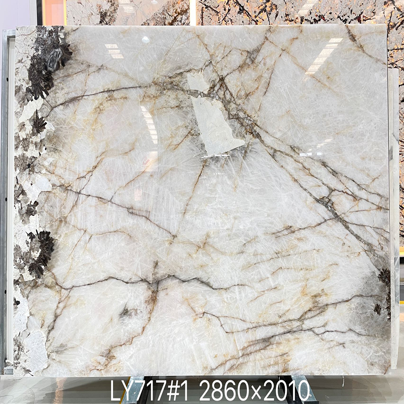 Линии и аксессуары из камня