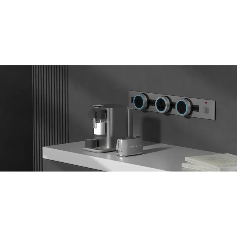 Рейечная розетка первого поколения