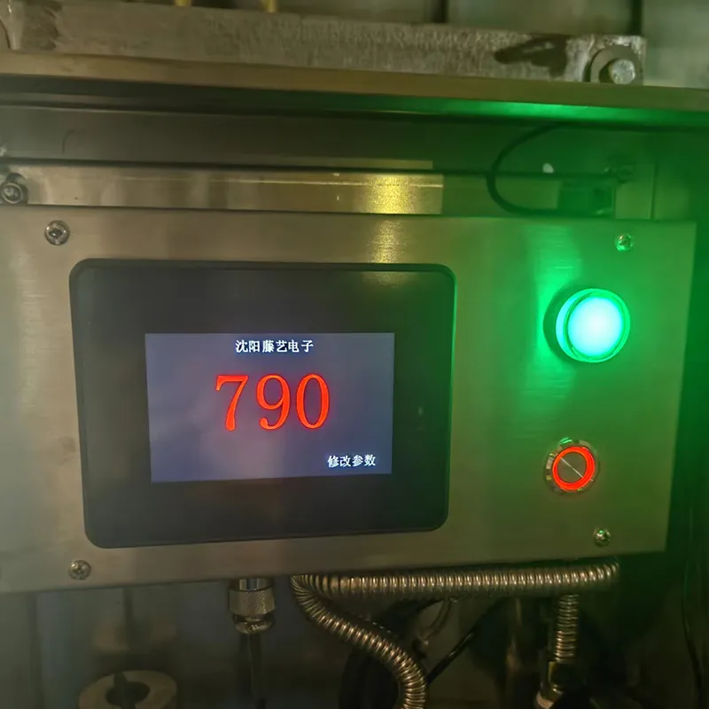 Монитор температуры поверхности слитков непрерывного литья ООО Шэньян Тэньи электронной компании дебютирует в цехе непрерывного литья сталелитейного завода, обеспечивая контроль качества производства в режиме реального времени