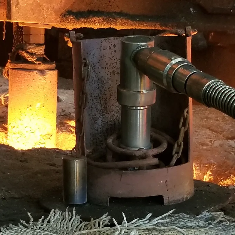 Датчик непрерывного измерения температуры жидкой стали