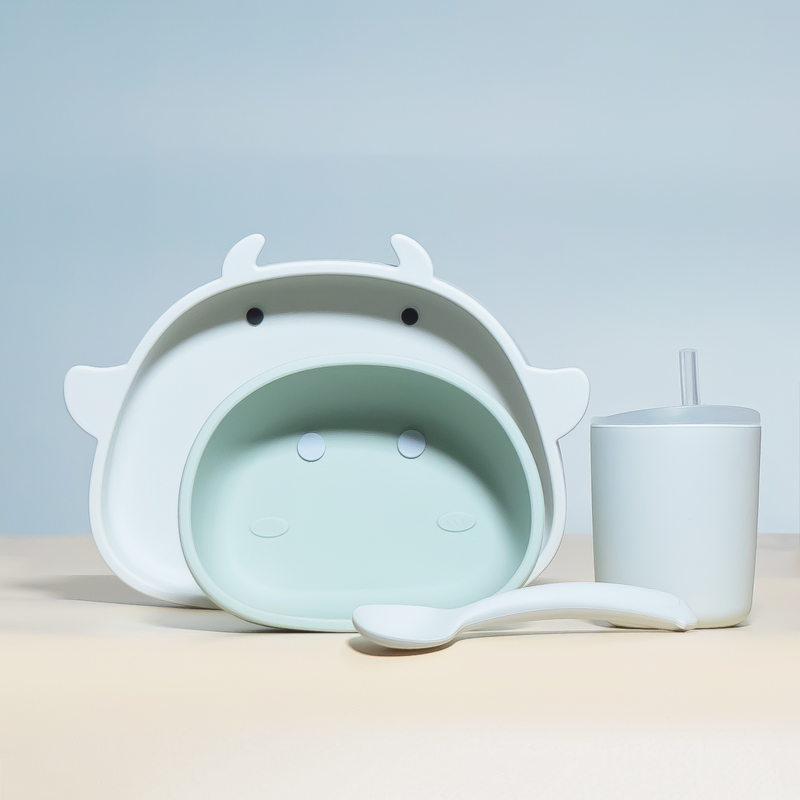 Силиконовая тарелка “Теленок” SB2007