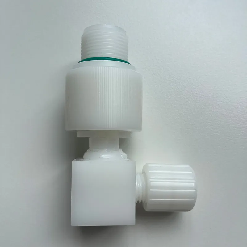 Штуцер для бочки