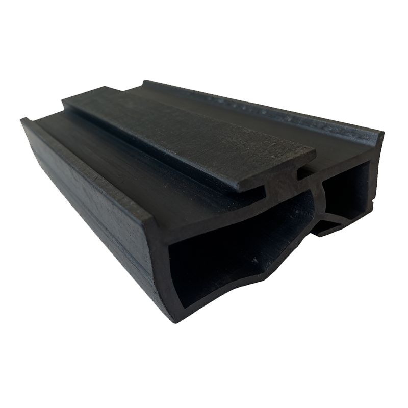 Уплотнительный профиль из EPDM для промышленных дверей