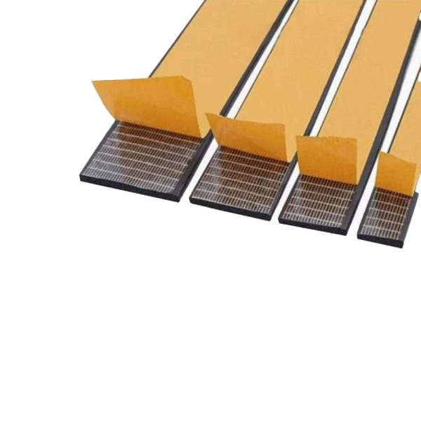 Самоклеящийся пористый уплотнительный профиль из EPDM