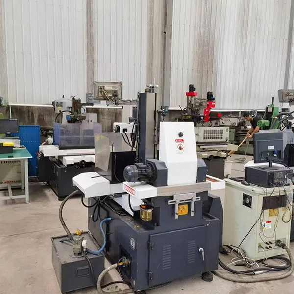 Еще один технологический прорыв! Компания Dalian Fengxu Mould получила патент на «Оборудование для электроэрозионной обработки поверхностей».