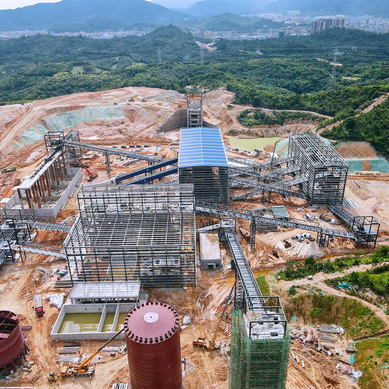 Производственная линия гранита мощностью 3000 тонн при введении в эксплуатацию нового карьера Хуачжоу