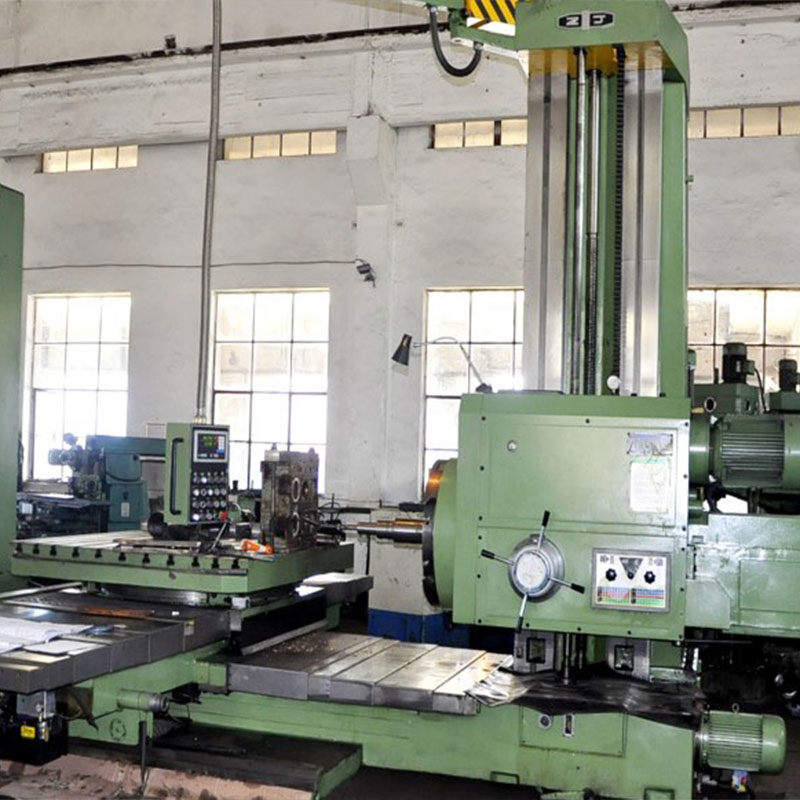 Горизонтально-токарный станок высокой точности