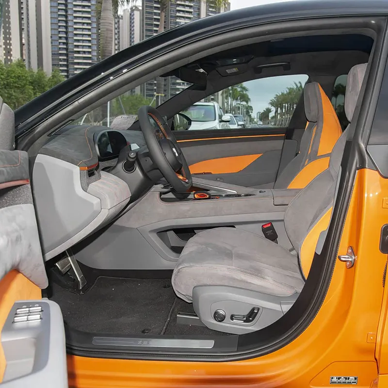 Подержанный Zeekr 001