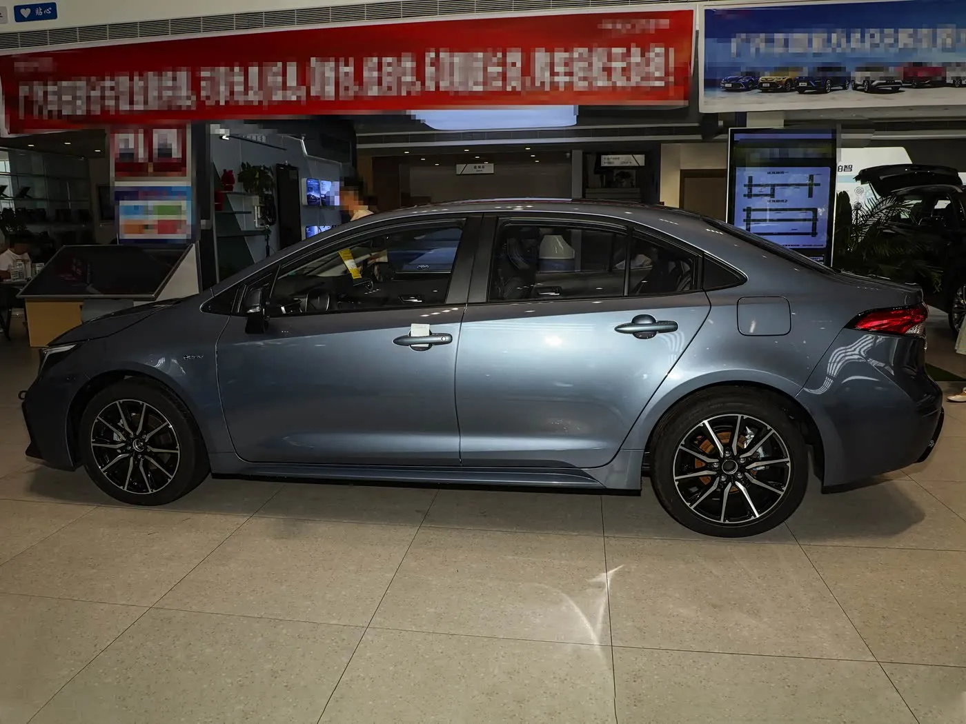 Подержанный Toyota Levin L