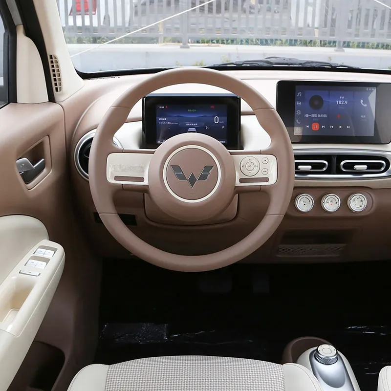 Подержанный Wuling Hongguang MINI EV