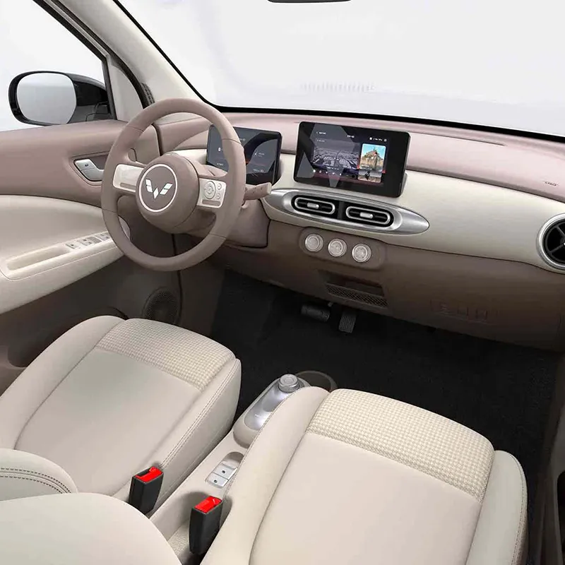 Подержанный Wuling Hongguang MINI EV