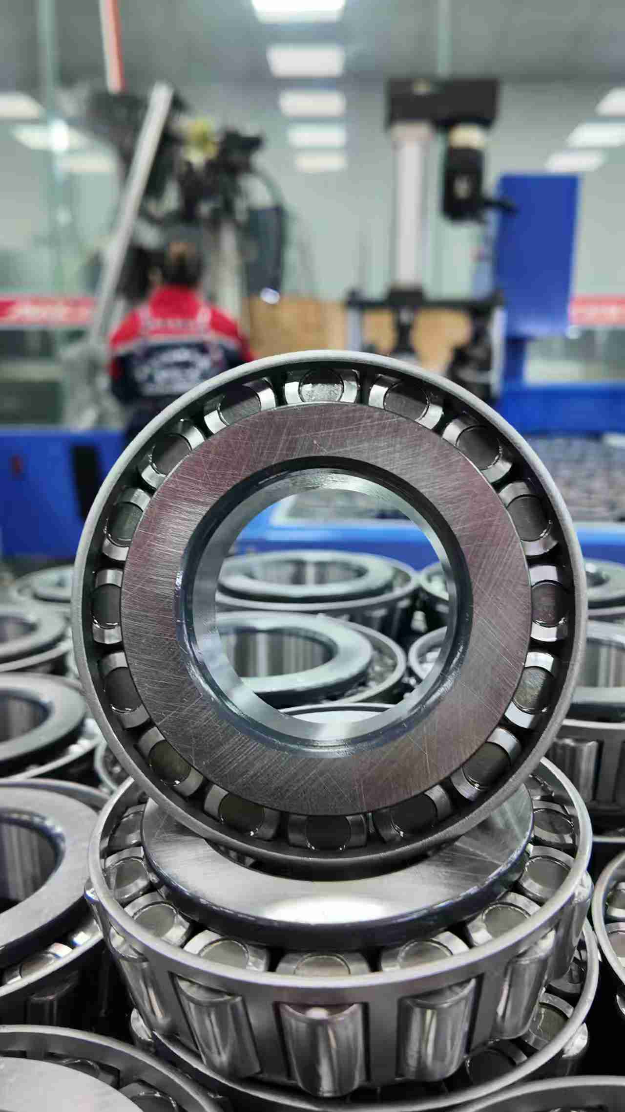 Машины гудят, выполняя заказы! ООО Синтай Майчи Производство Подшипников: тонкие процессы создают «надежный ответ»