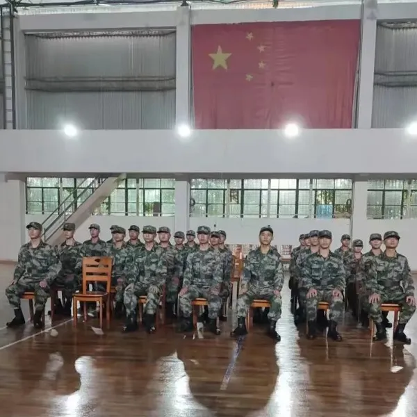 ООО цзянсийская электротехническая цзиньюань активно проводит мероприятия по пожертвованию любви к славному делу