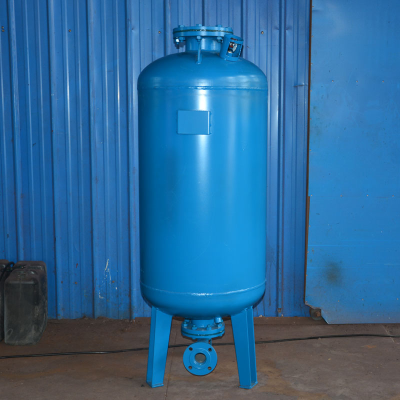 Мембранный напорный бак