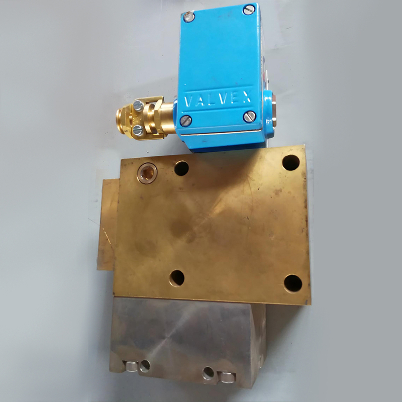 Клапанный блок EV2140
