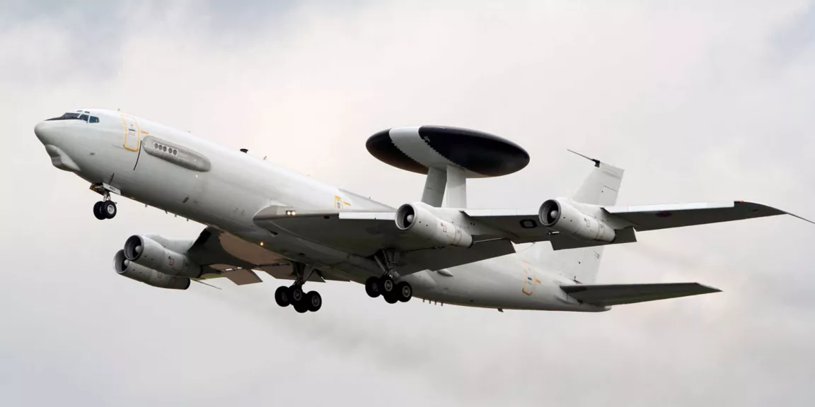 Микроинерциальная эталонная система LASEREF VI для специальных миссий