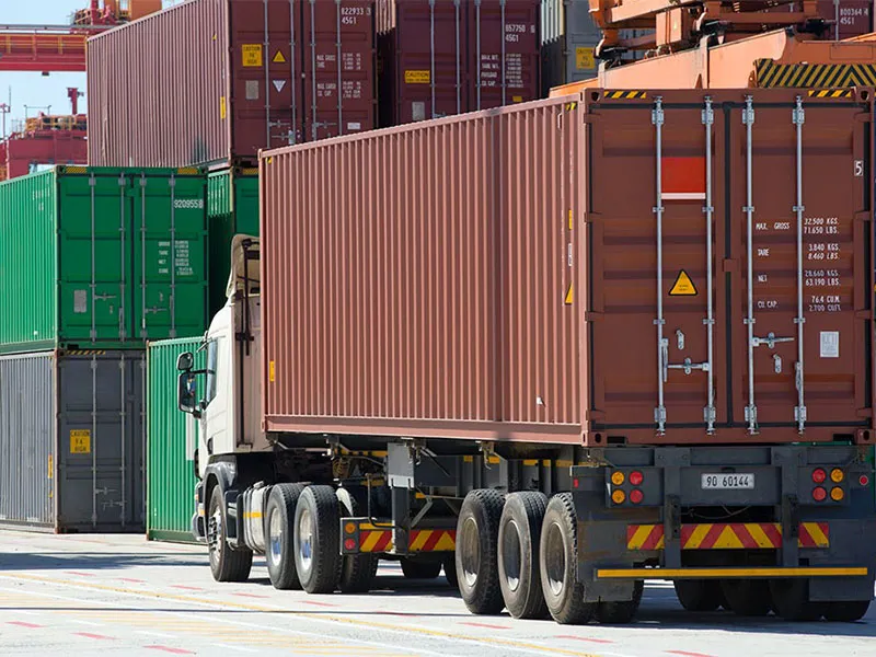 Продажи на внутреннем рынке и экспорт