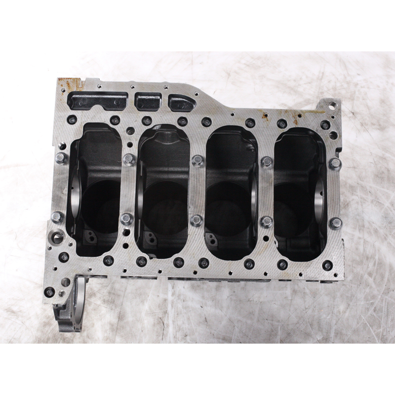 Блок цилиндров без гильз 4HK1