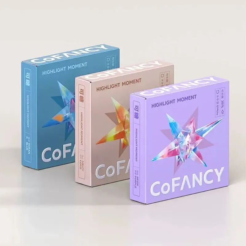 Белые картонные коробки