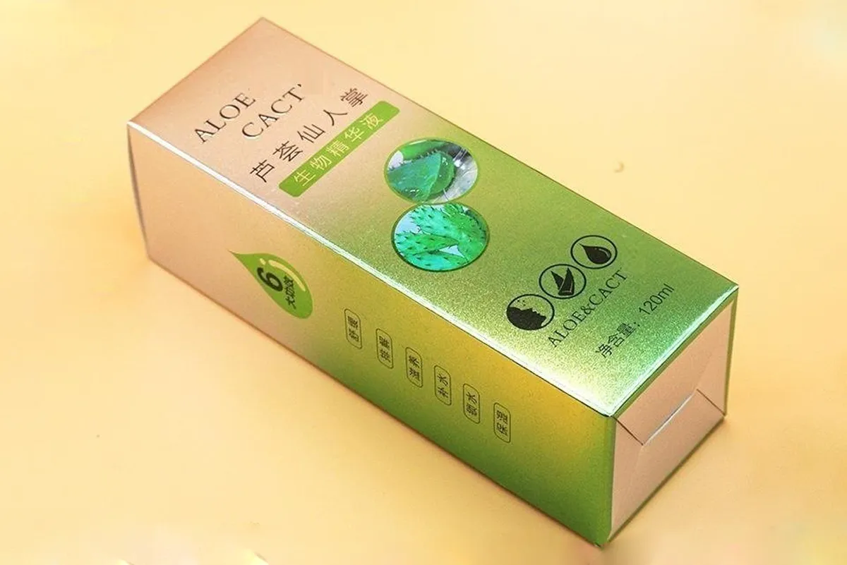 Картонные коробки с алюминиевой серебряной ламинацией7869 (2)