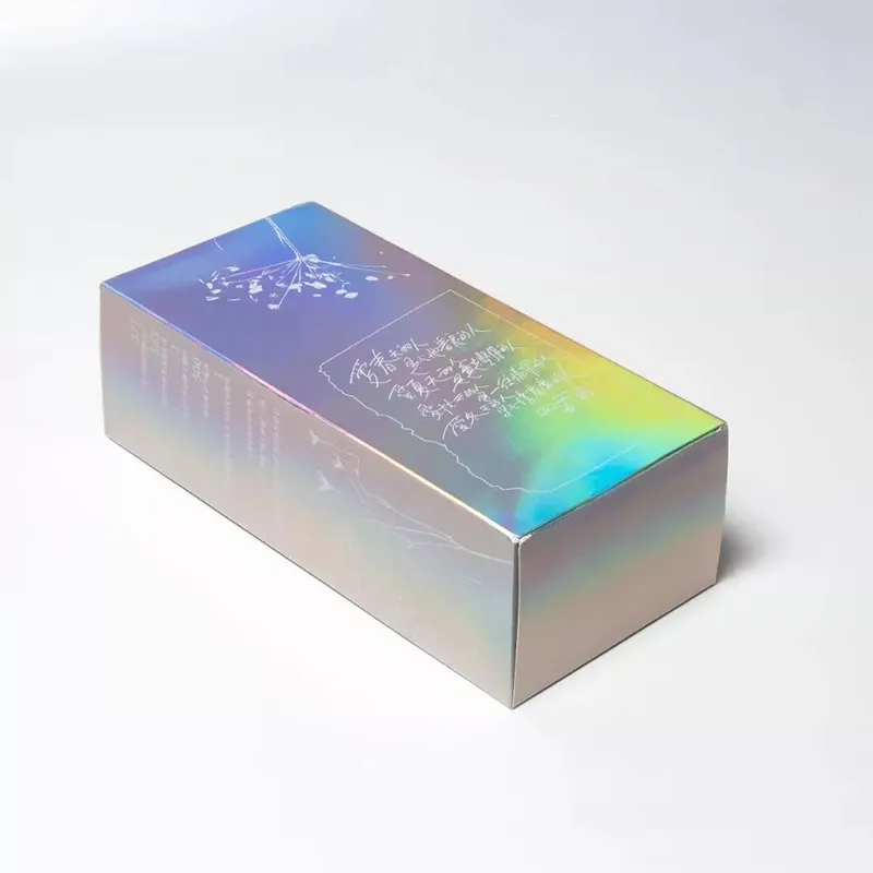 Картонные коробки с радужной лазерной серебряной отделкой