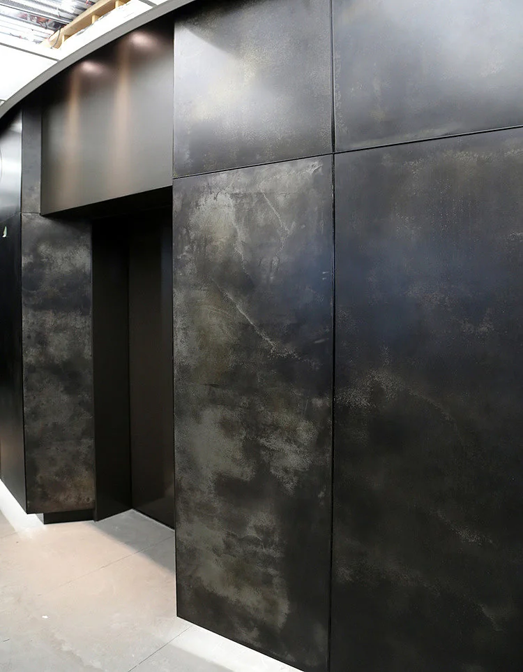 Металлическая стеновая панель с декоративным тиснением: цены 2026, фото и монтаж от завода