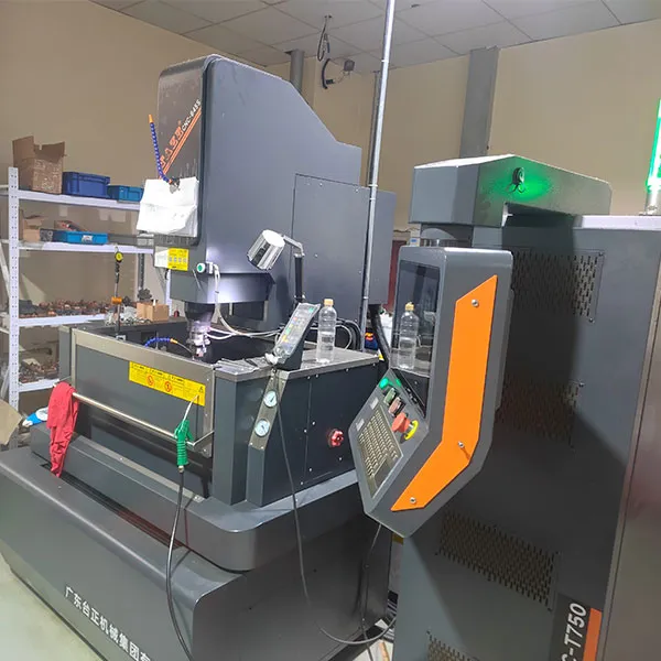 Отечественная ортопедия спасает от холодной зимы