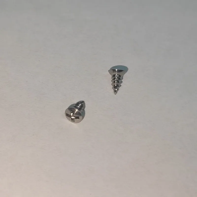 Челюстно-лицевой винт