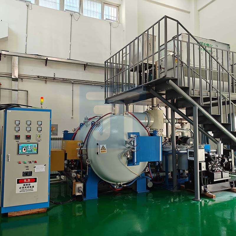 Вакуумная графитировочная печь