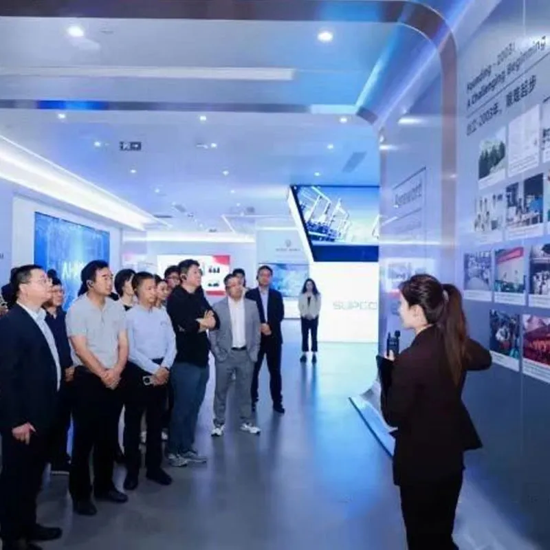 Восточный урожай вошел в Китайскую технологию управления для изучения конкурентоспособности предприятий в эпоху искусственного интеллекта