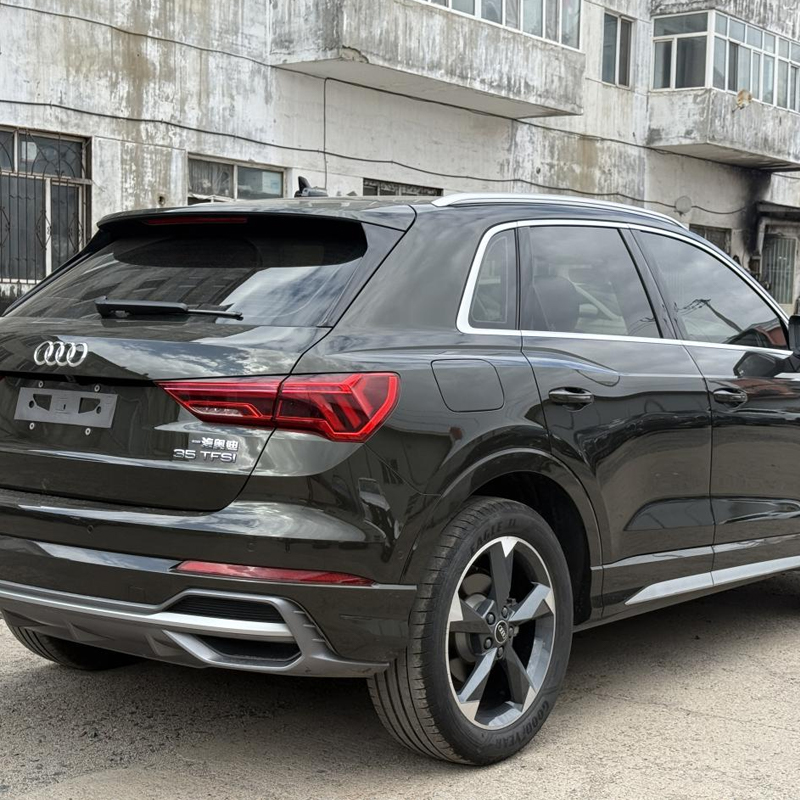 Audi Q3 35