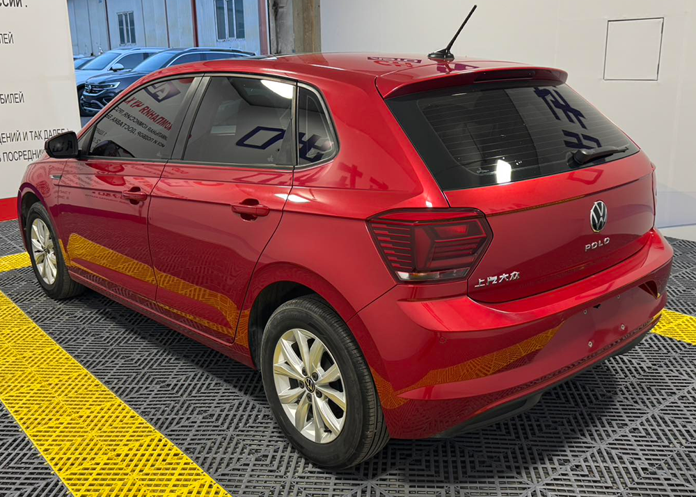 SAIC Volkswagen POLO Plus (1)