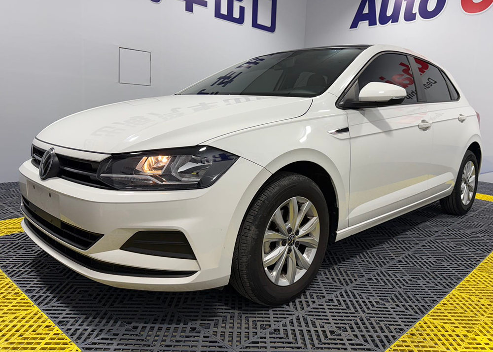 SAIC Volkswagen Polo Plus (белый) (1)