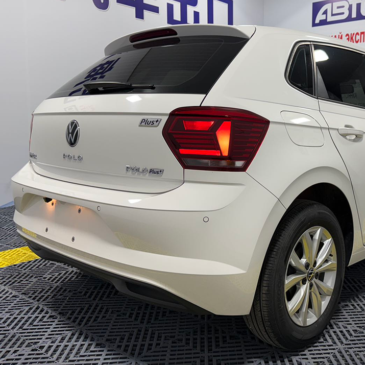 SAIC Volkswagen Polo Plus (белый)