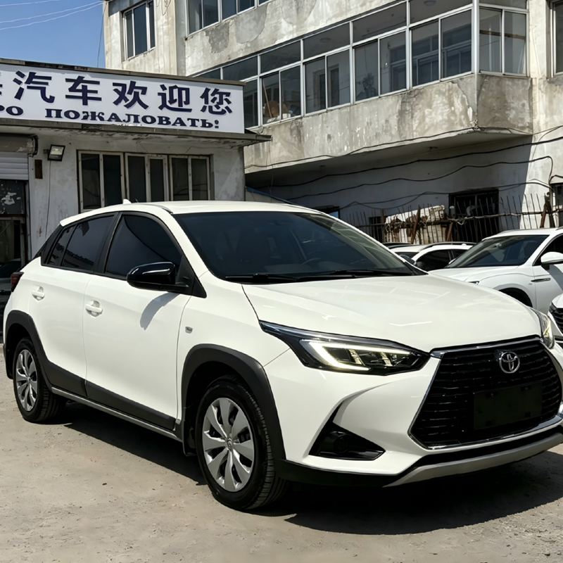 Toyota YARiS L