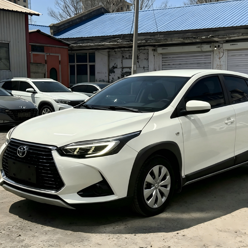 Toyota YARiS L