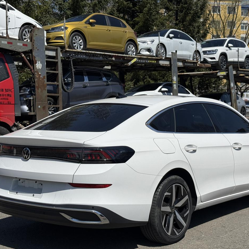 Volkswagen Lamando L