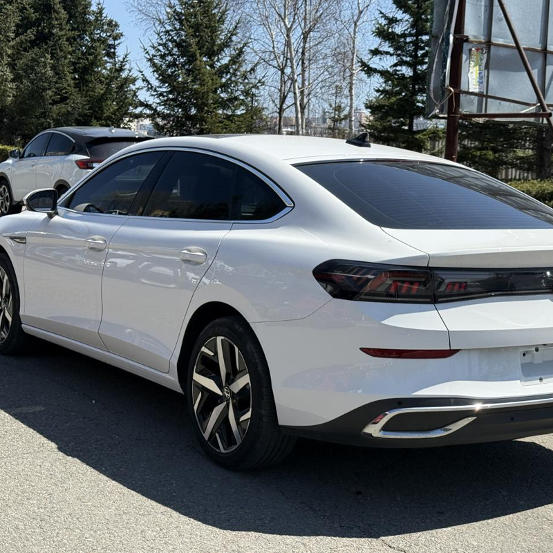 Volkswagen Lamando L