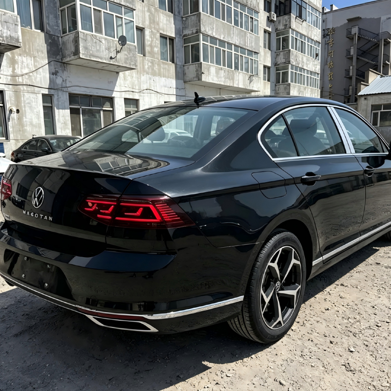 Volkswagen Magotan 2025