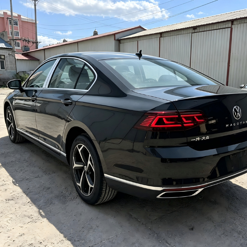 Volkswagen Magotan 2025