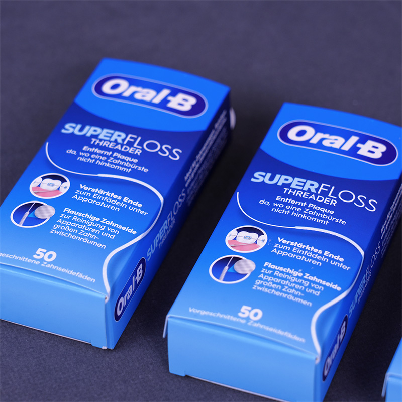 Картонная коробка для зубной нити