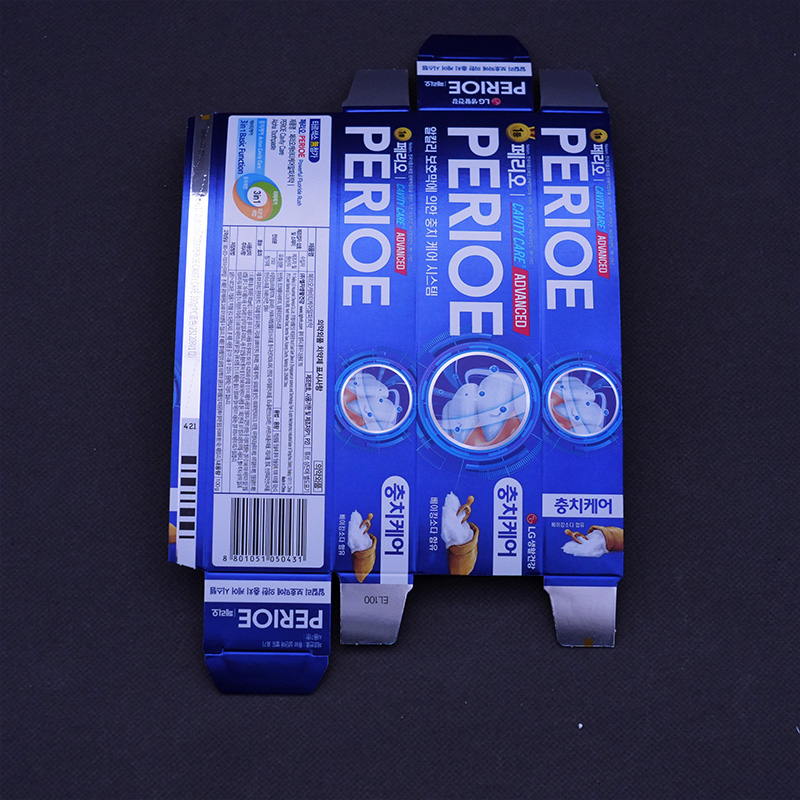 Картонная коробка для зубной пасты